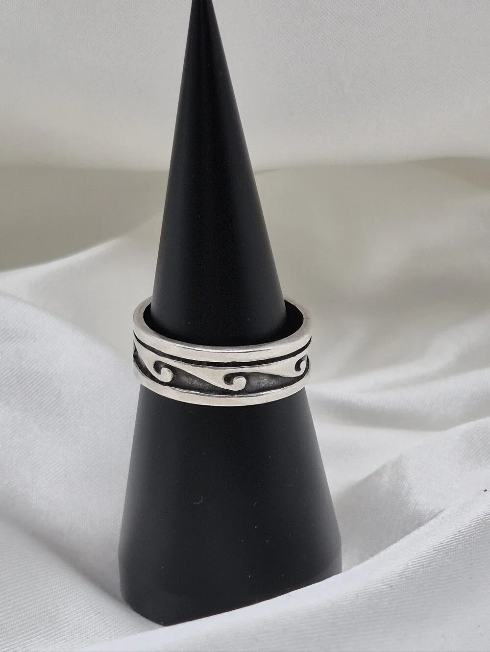 Sterling Silver Men's Women's Wave Pattern Marked 925 103 Band Size 10